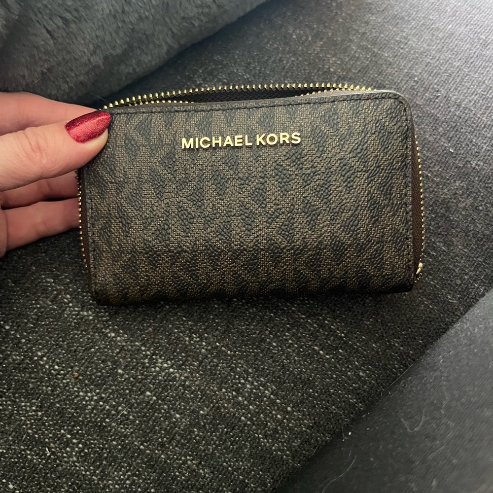 Michael Kors Small Wallet - Perfect Condition